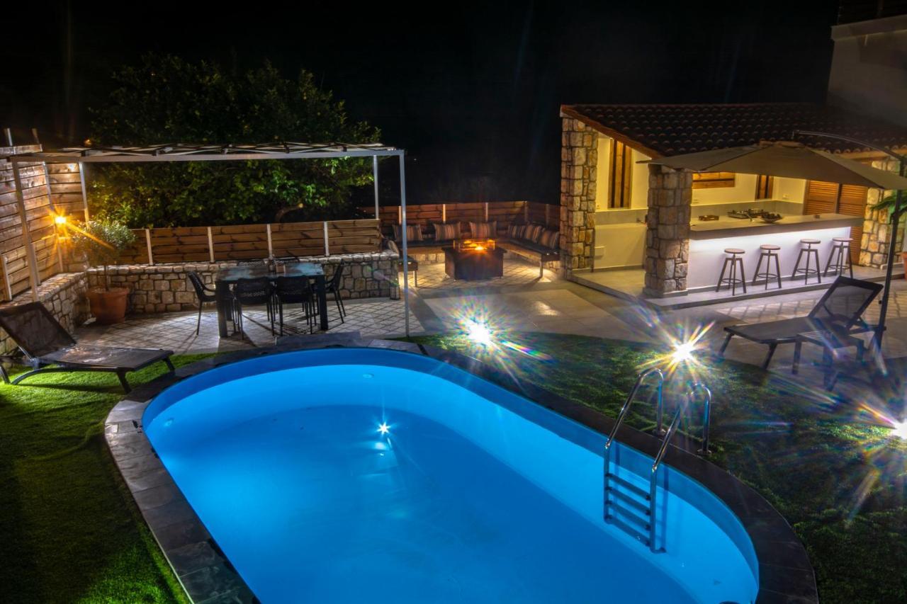 Casa Christina-Luxury Villa キサモス エクステリア 写真